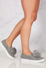 Load image into Gallery viewer, Sherrie faux fur pom pom skater pump
