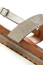 Load image into Gallery viewer, Mila slip on 2 dia straps flatform