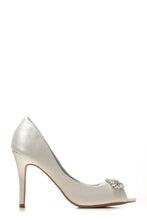 Load image into Gallery viewer, Shea shea diamante broach peep toe sandal