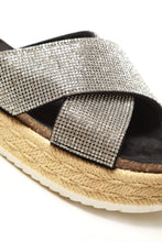Load image into Gallery viewer, Ayla diamante flatform sandal